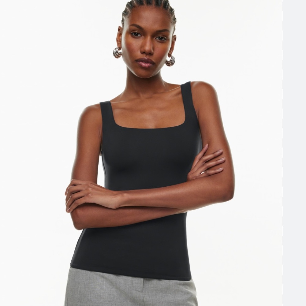 EUC (Brown) Aritzia contour squareneck hip tank in coffee bean